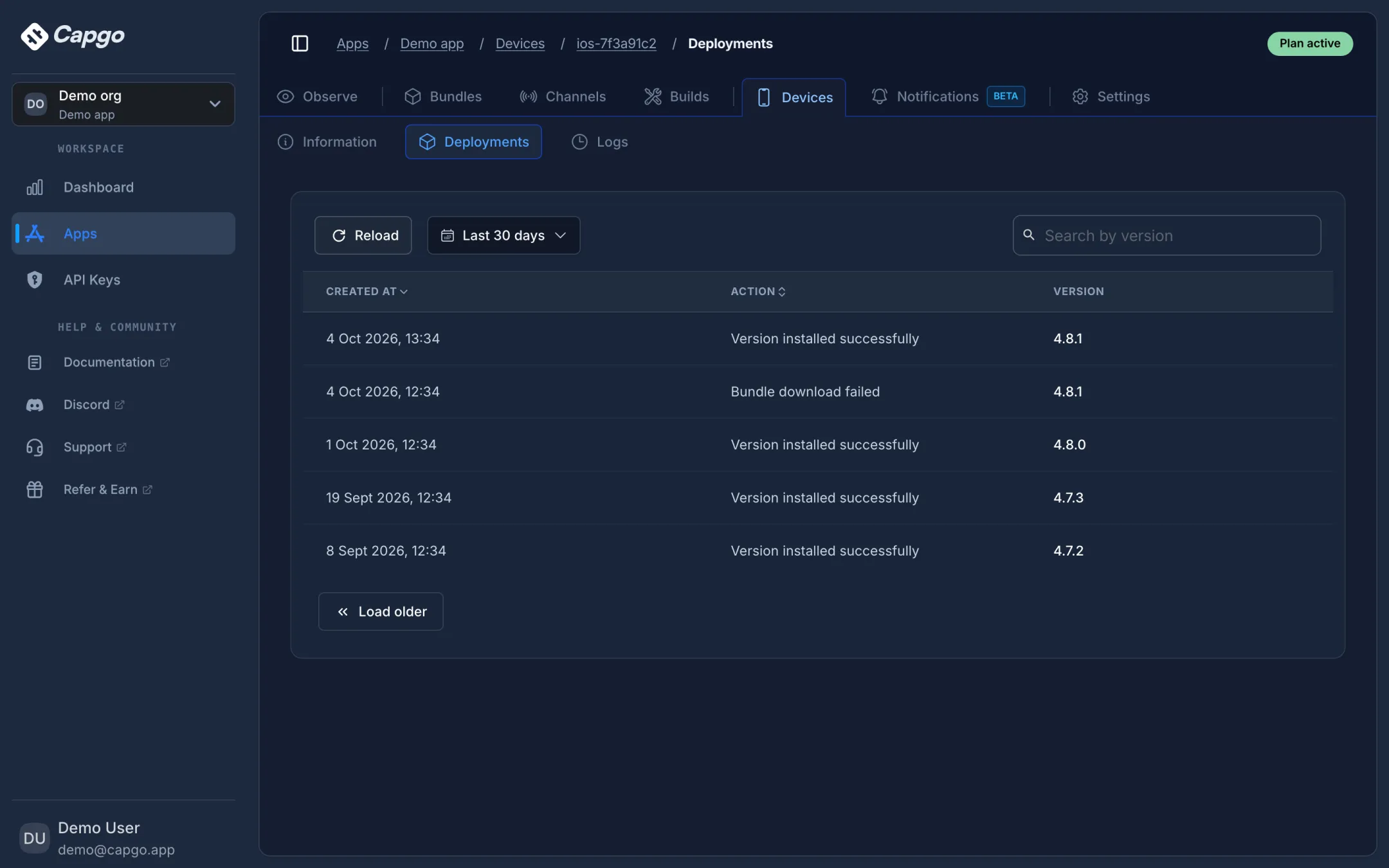 Capgo device deployments view listing installs and a bundle download failure for one iOS device over the last 30 days